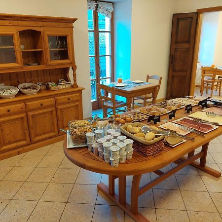 Taxus Hostel Pieve Tesino Eksteriør billede
