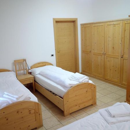 Taxus Hostel Pieve Tesino Eksteriør billede