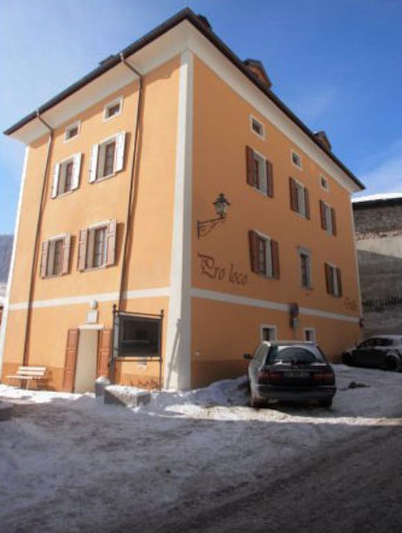 Taxus Hostel Pieve Tesino Eksteriør billede